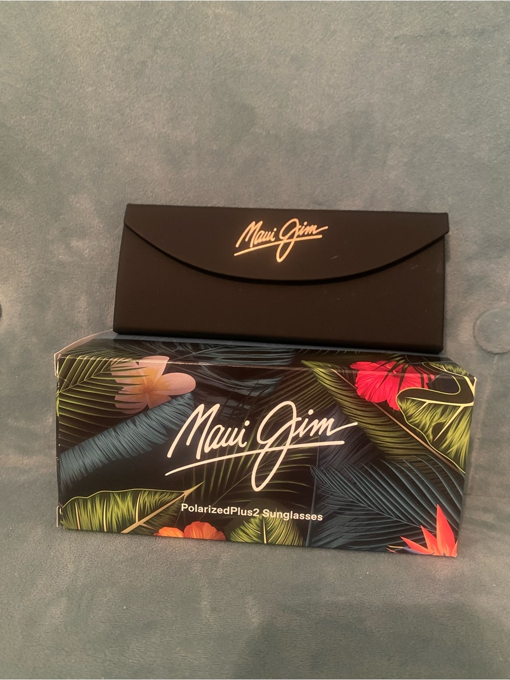 Maui Jim Black Hard Case with Tropical Logo Box